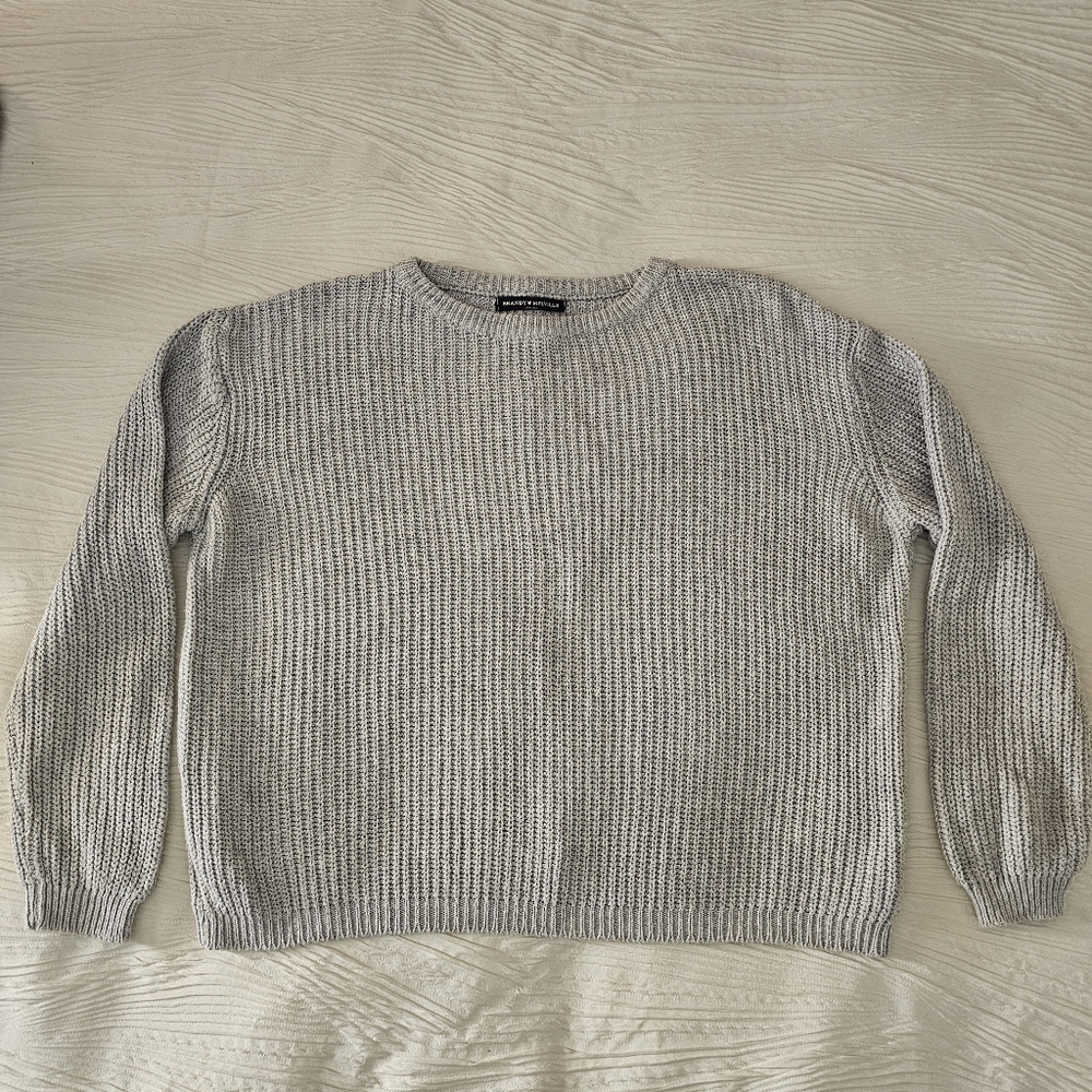 Brandy Melville Gray Chunky Knit Sweater